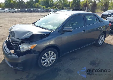 2013 Toyota Corolla Le z USA, uszkodzony, nr VIN 2T1BU4EE3DC953161